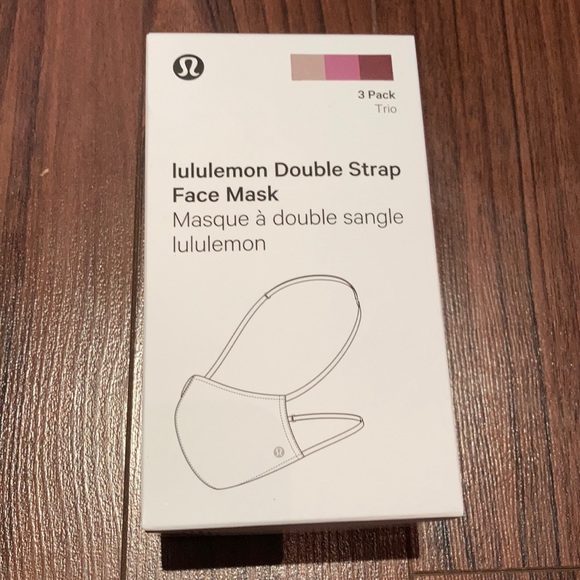 Lululemon Face Masks 3 Pack VNTM/PLMF/GARN - Picture 2 of 2